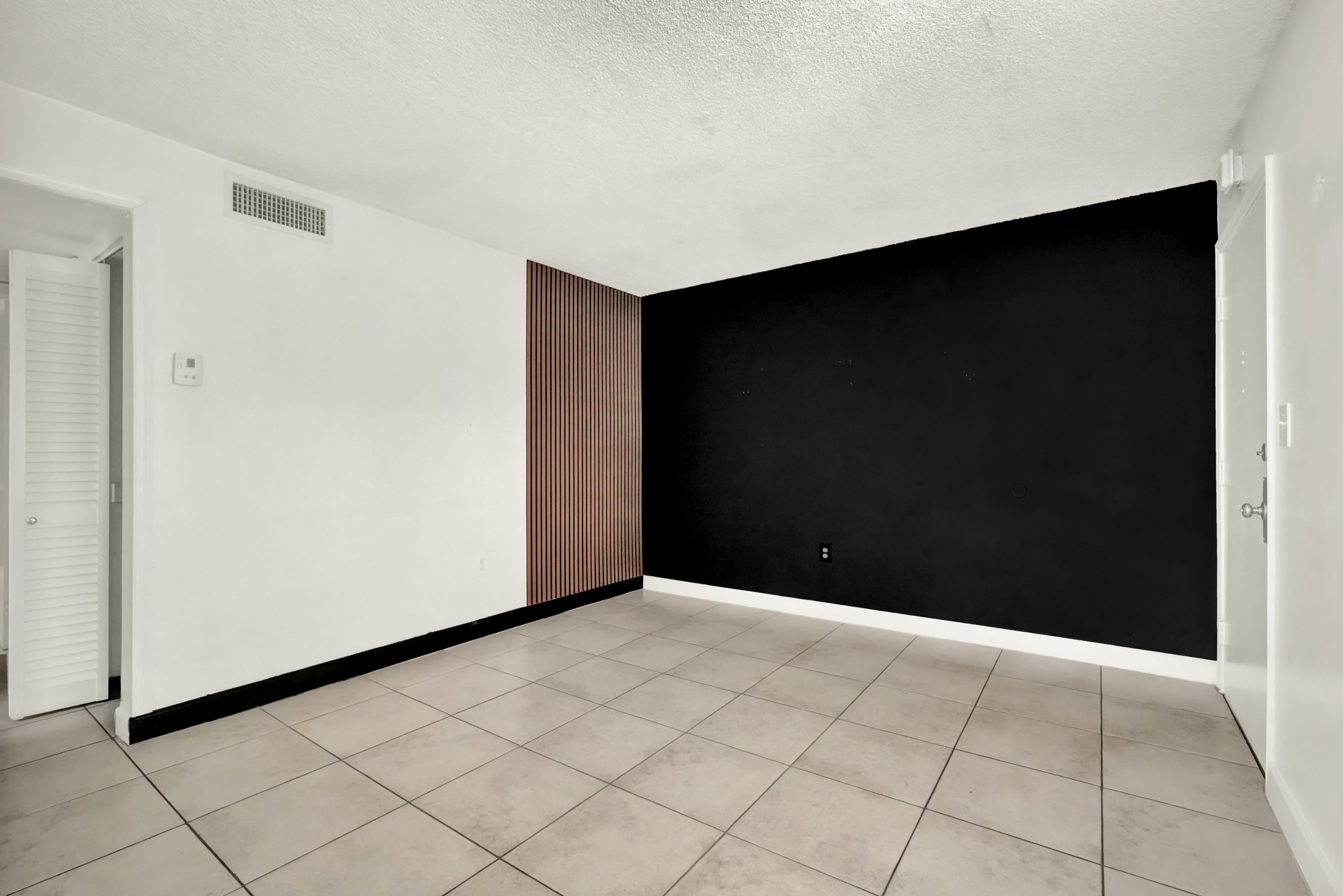 2726 SW 21 St.